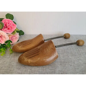 Vintage Wooden Shoe Stretchers Size 9.5-10 US Left‎ And Right